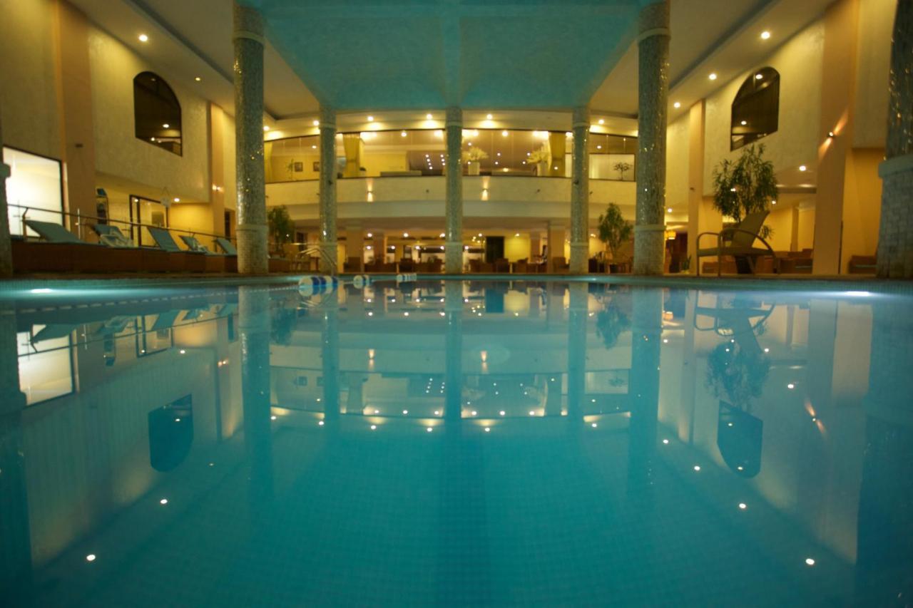 Getfam Hotel Addis Ababa Ngoại thất bức ảnh