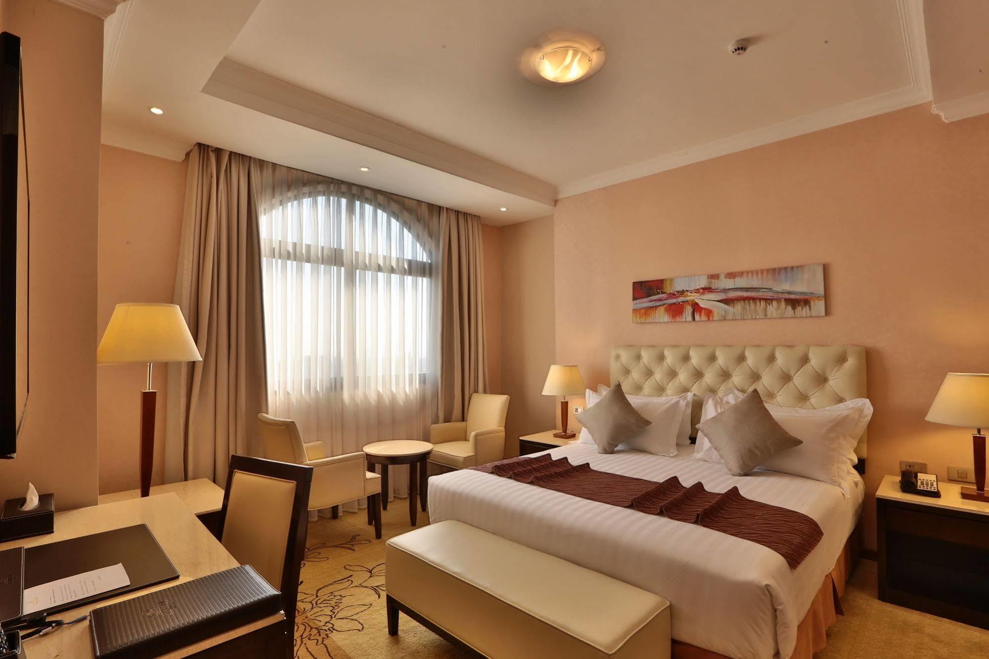 Getfam Hotel Addis Ababa Ngoại thất bức ảnh