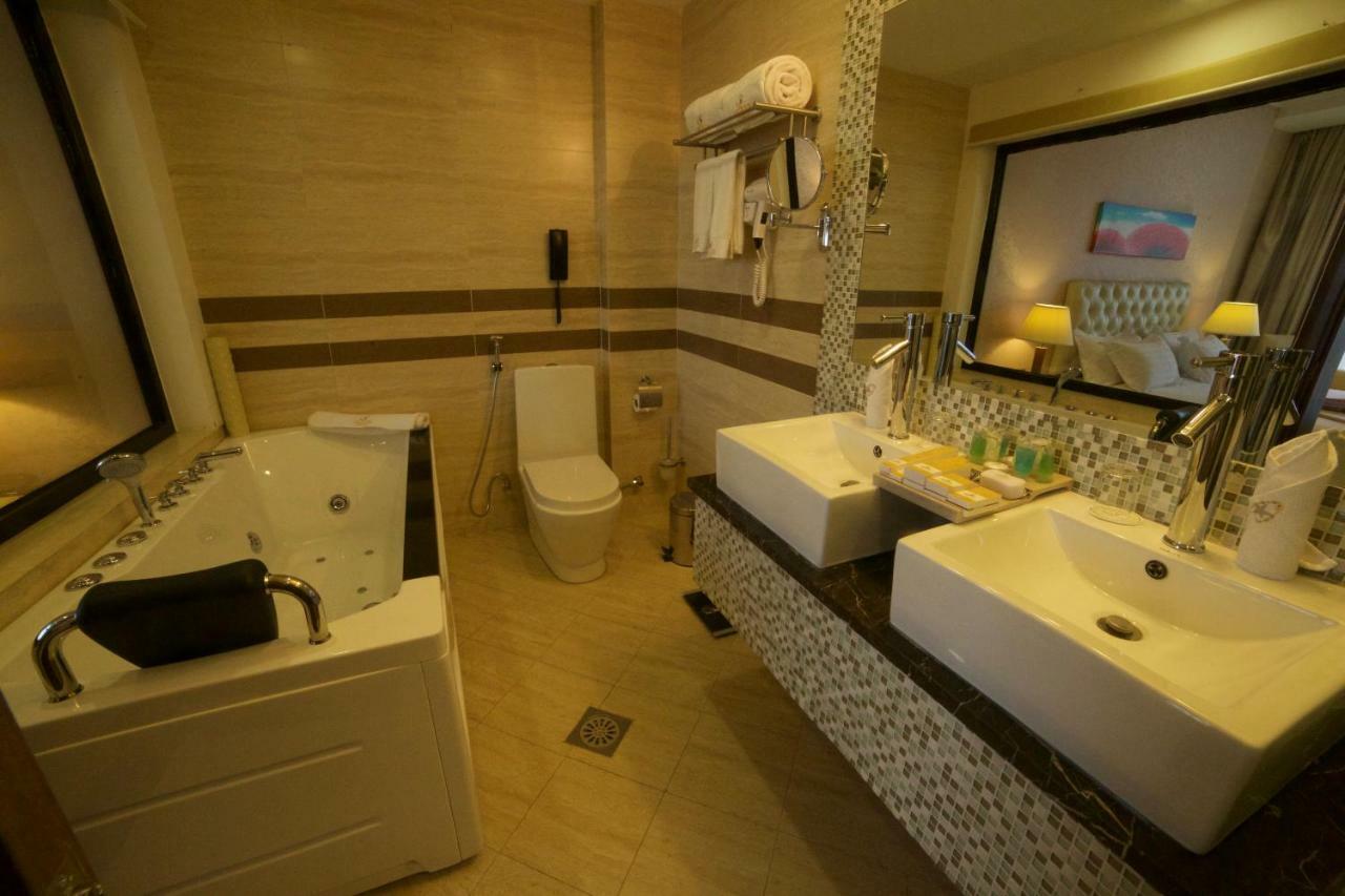 Getfam Hotel Addis Ababa Ngoại thất bức ảnh